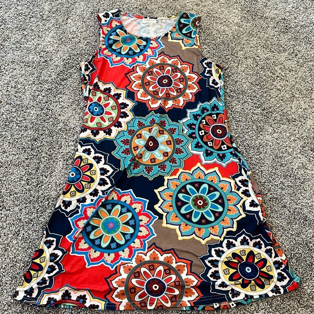 Simple Fun dress size medium with pockets